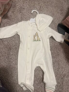 Little Me Cream Giraffe-Embroidered Baby Footie with Hat